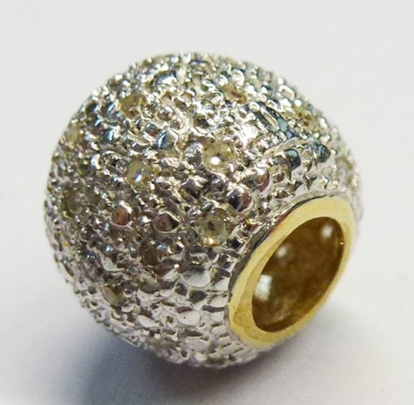 Bead Kugel Anhänger in Gelbgold 585/- teils rhodiniert, mit ca 40 feinen Diamanten 8/8 Schliff W/P, 11 mm Länge 10mm Breite