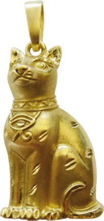Wunderschöner Anhänger Katze mit sehendem Auge mattiert und diamantiert aus feinem Gelbgold 333/-, Geeignet für Ketten bis zu 6 mm Stärke. Gesamtmaße des Schmuckstücks sind 36,7 mm Länge und 18 mm Breite. Ein Schmuckstück von zeitloser Eleganz & Exclusi